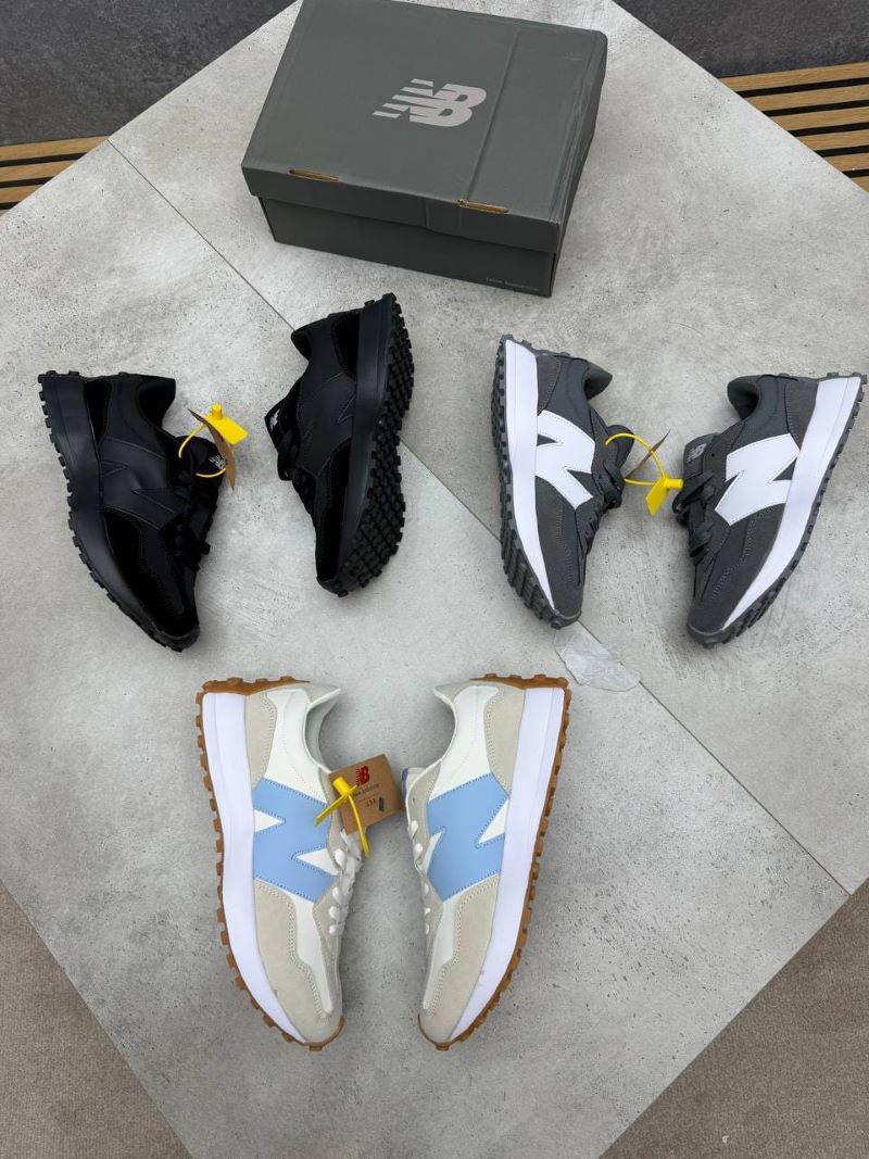 New Balance 327 Sneakers