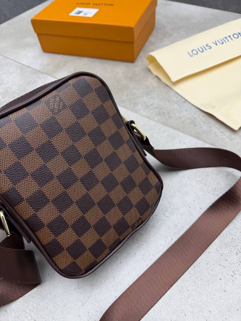 MENS LOUIS VUITTON BAG (COMES WITH BOX) - Image 9