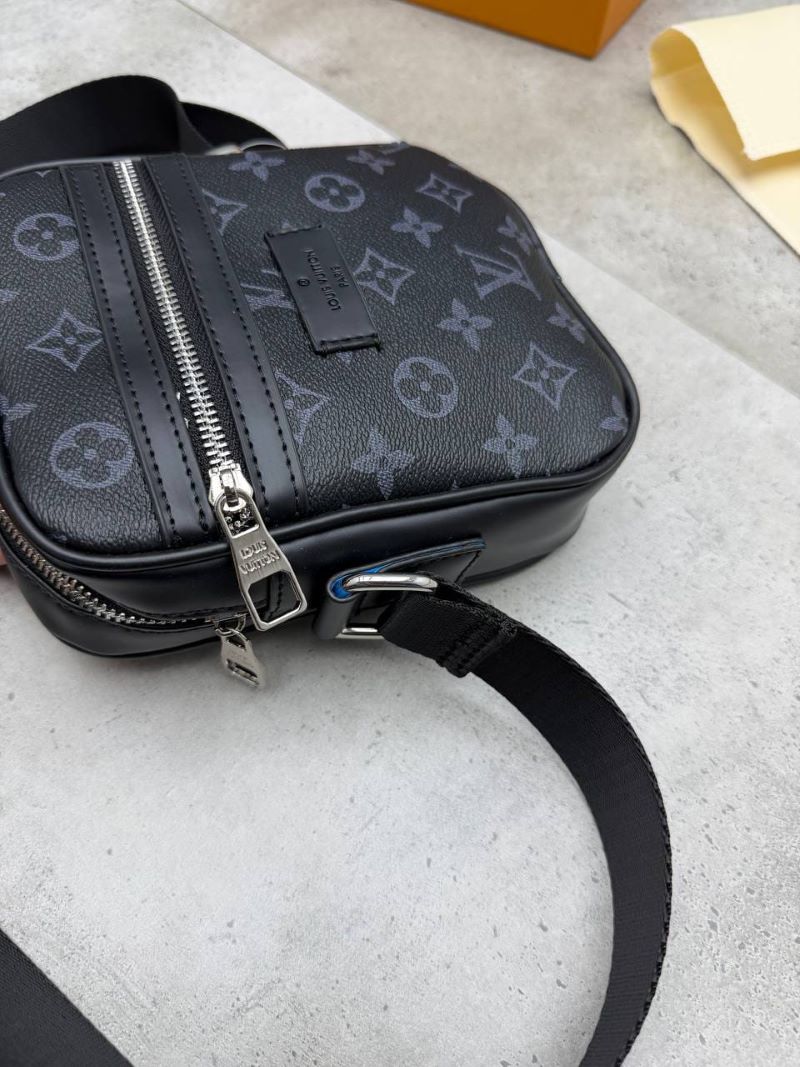 MENS LOUIS VUITTON BAG (COMES WITH BOX) - Image 13