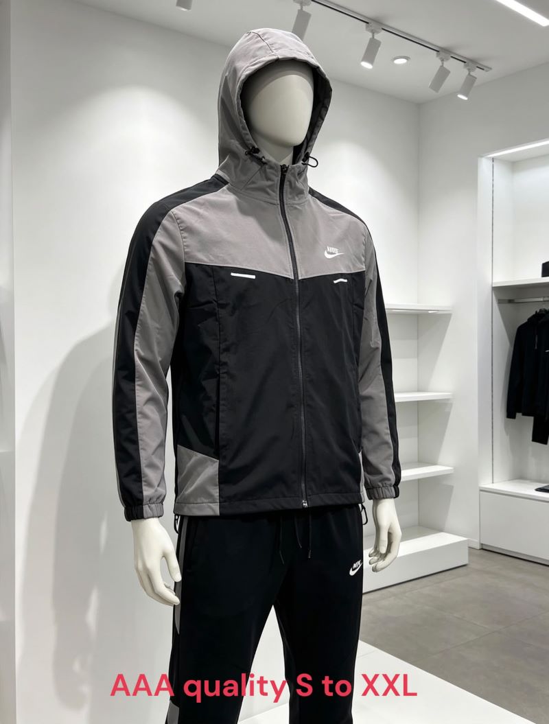 MEN'S NIKE AND BERGHAUS TRACKSUITS - Image 2