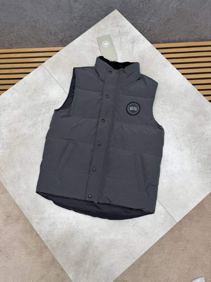 SUPER CLONE CANADA GOOSE GILET - Image 2