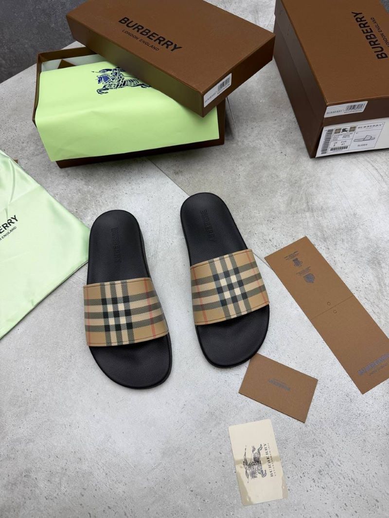 SUPER CLONE BURBERRY SLIDERS COME WITH BOX ETC - Image 3