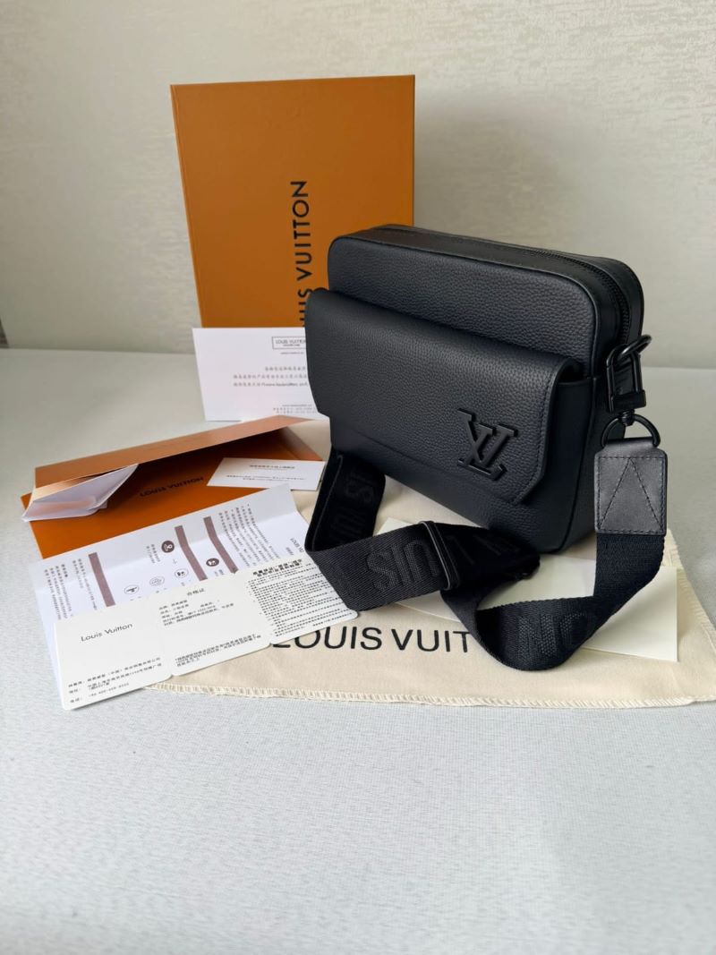 LOUIS VUITTON MEN BAG - Image 3