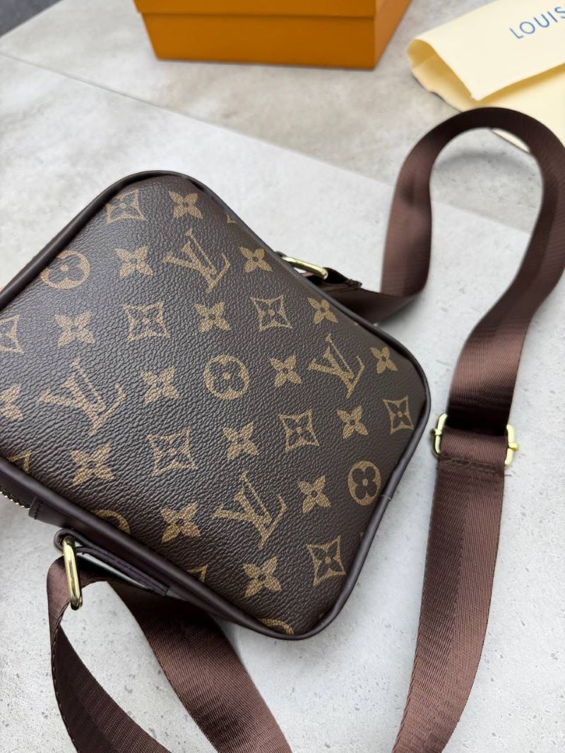 MENS LOUIS VUITTON BAG (COMES WITH BOX) - Image 5