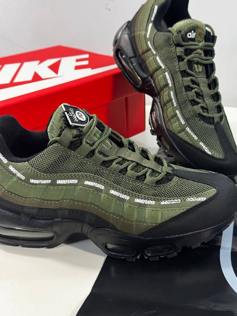 MENS NIKE 95s - Image 5