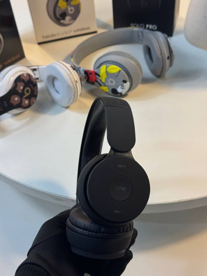 Beats Studio3 Wireless Special Edition Headphones: - Image 4