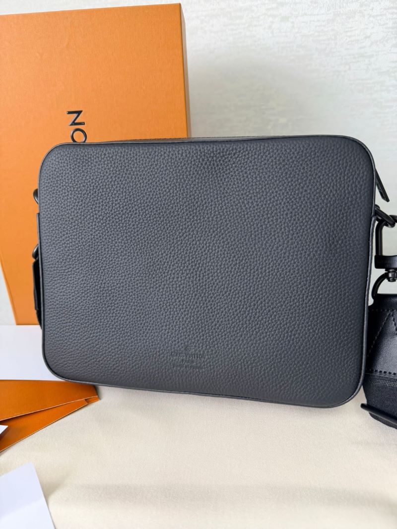 LOUIS VUITTON MEN BAG - Image 5
