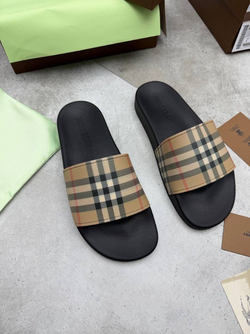 SUPER CLONE BURBERRY SLIDERS COME WITH BOX ETC - Image 7