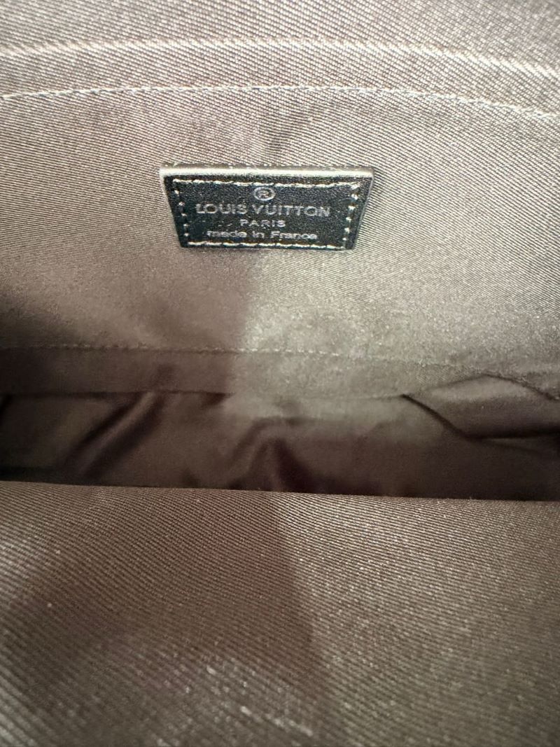 LOUIS VUITTON MEN BAG - Image 8