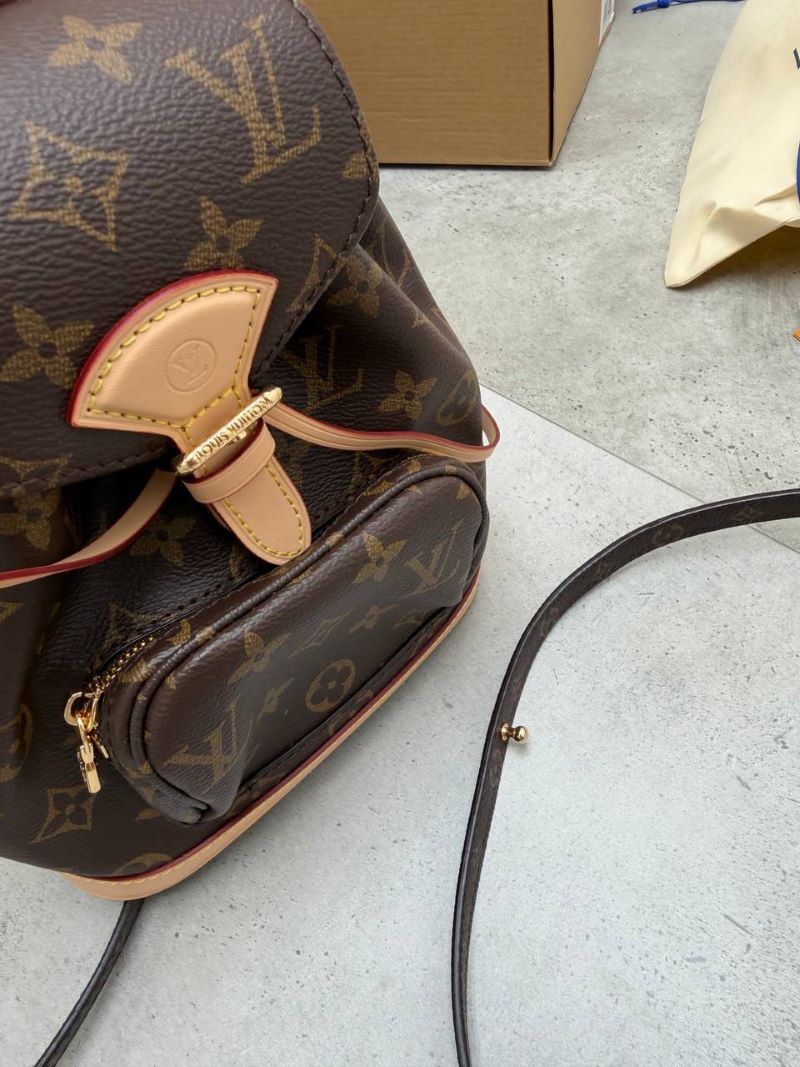 WOMENS LOUIS VUITTON BACKPACK (COMES WITH BOX) - Image 8