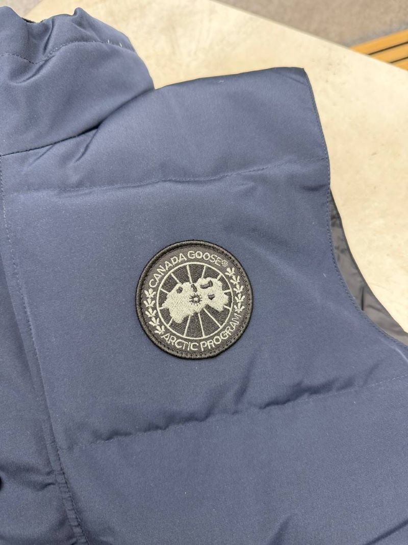 SUPER CLONE CANADA GOOSE GILET - Image 8