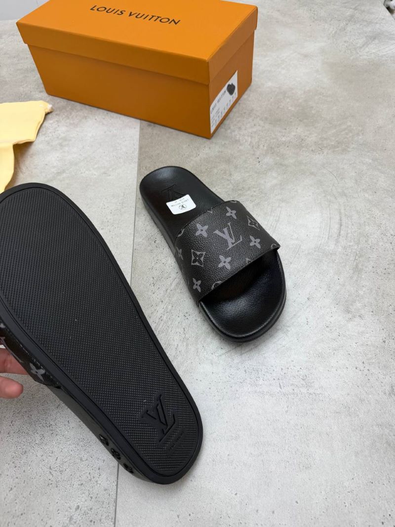 MENS LOUIS VUITTON SLIDERS - Image 8