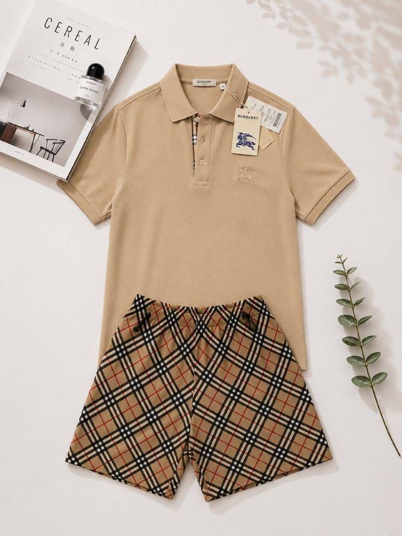 Burberry Vintage Check Polo & Shorts Two-Piece Set - Image 6
